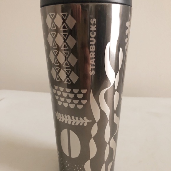 ❀ Starbucks 2017 Silver Mermaid Tumbler ❀ - Picture 3 of 4